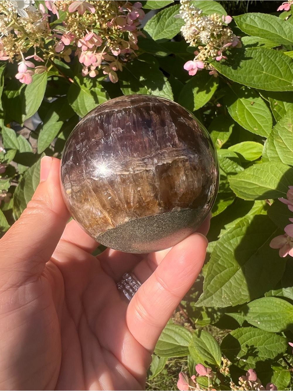 Fluorite (1) with pirate sphere | Crystal